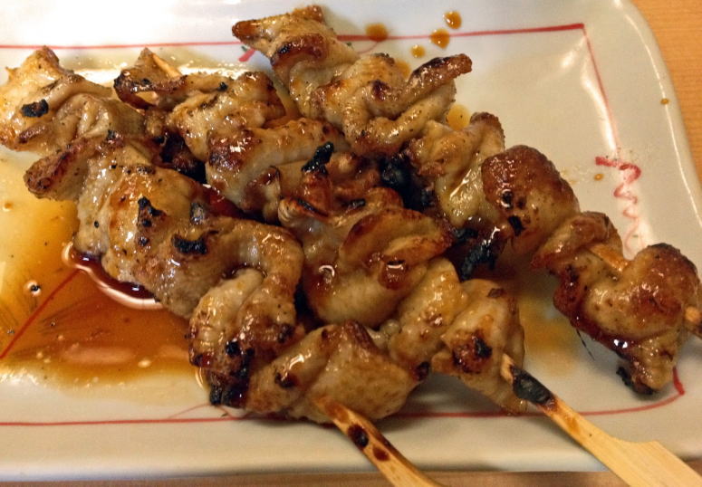 分厚い鶏皮のタレ焼き鶏