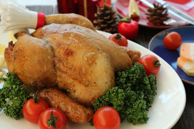 クリスマスには丸鶏でローストチキン
